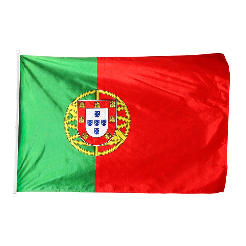 Bandeira de Portugal Estampada. -Características- Medida - 130X90 cm; Tela - Texprint 130g por metro quadrado; Alta resistência no exterior; Costuras duplas; Precinta Lateral; Duas argolas.